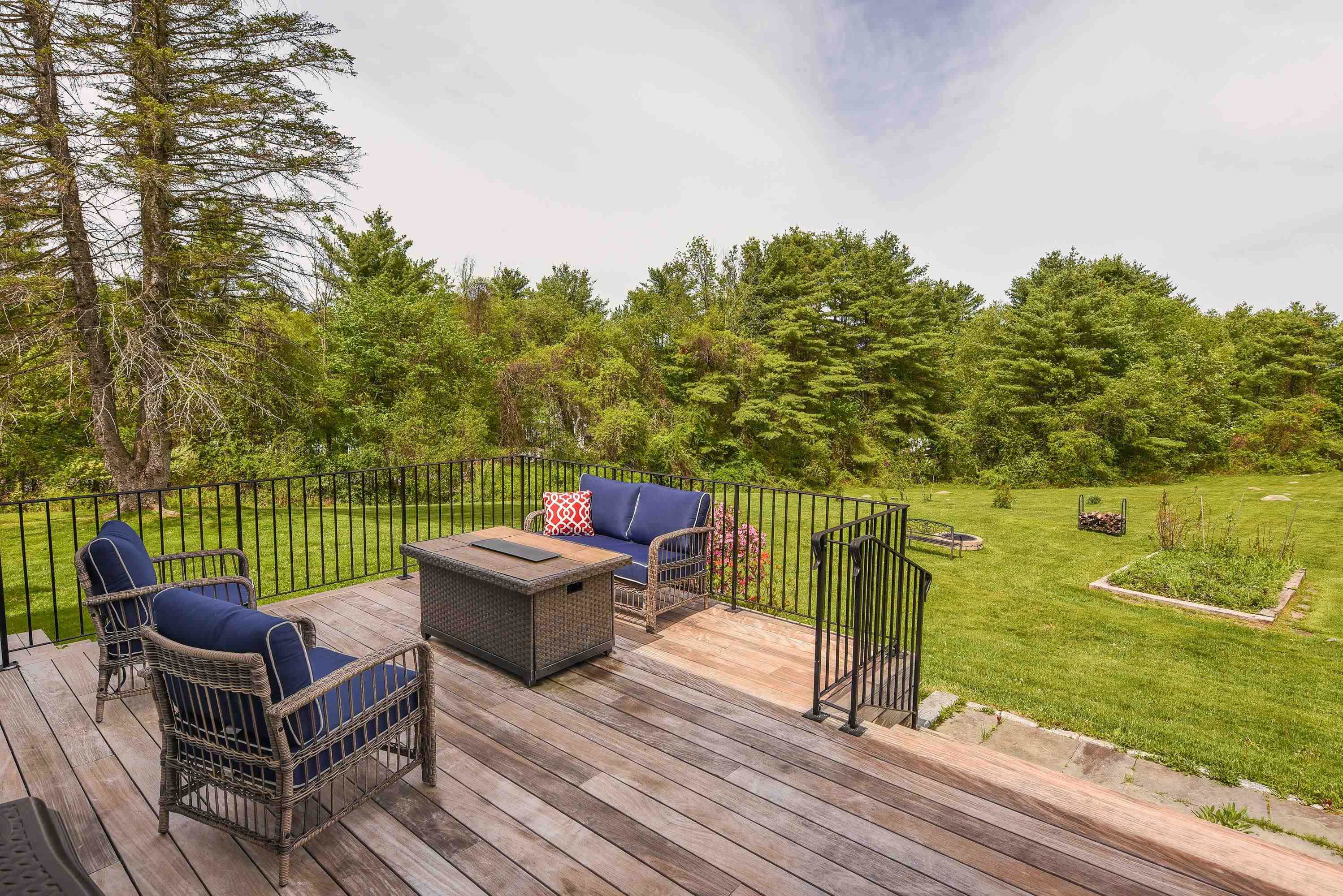 5 Carol Lane Meredith, NH 03253 - Photo 13 of 45