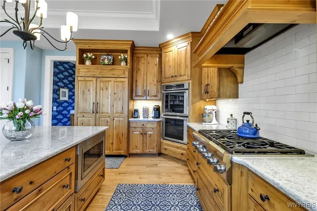 $2,125,000 | 9720 Silver Birch Court, Clarence, NY 14032