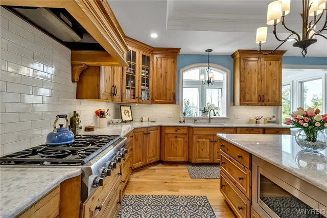 $2,125,000 | 9720 Silver Birch Court, Clarence, NY 14032