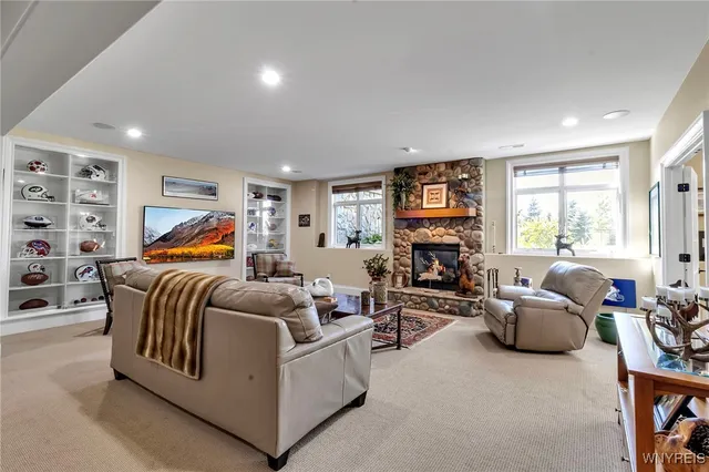 $2,125,000 | 9720 Silver Birch Court, Clarence, NY 14032