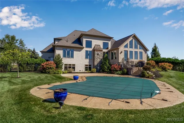 $2,125,000 | 9720 Silver Birch Court, Clarence, NY 14032