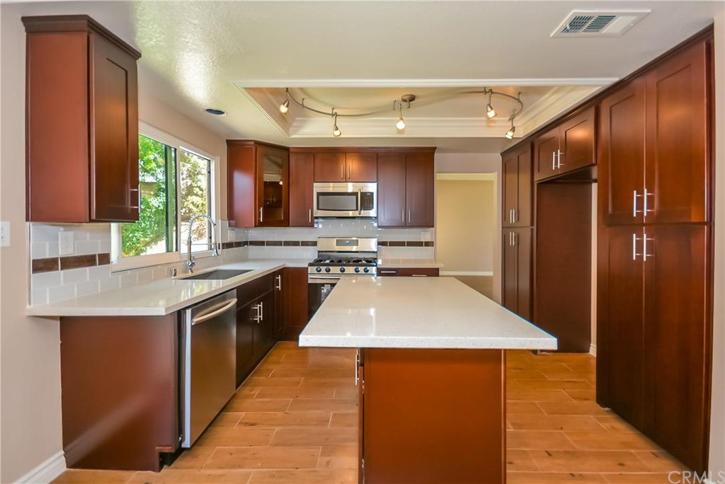 357 Conestoga Road San Dimas, CA 91773 - Photo 1 of 1 Gallery Image 1