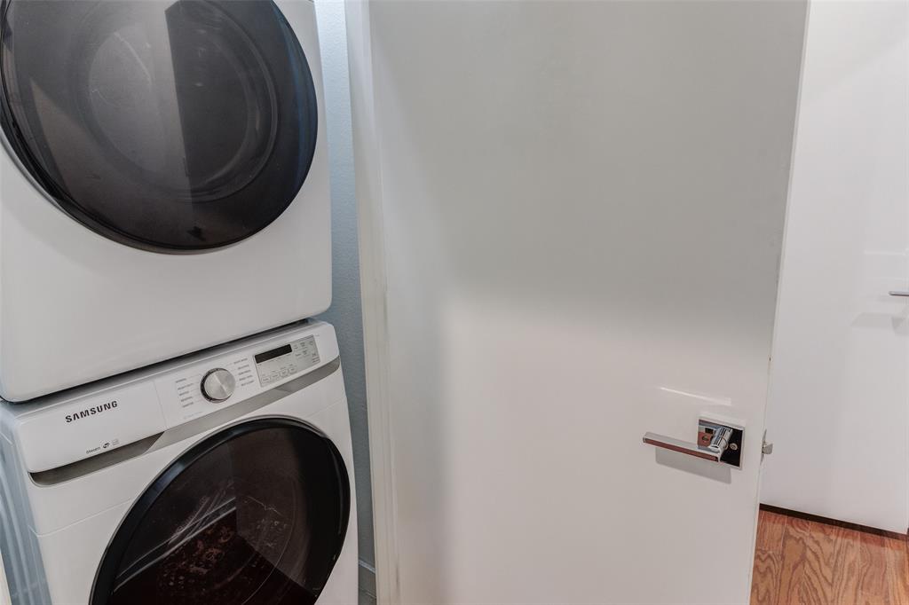 1925 California Drive, Unit 3 Dallas, TX 75204 - Photo 19 of 33 a utility room with dryer and washer
