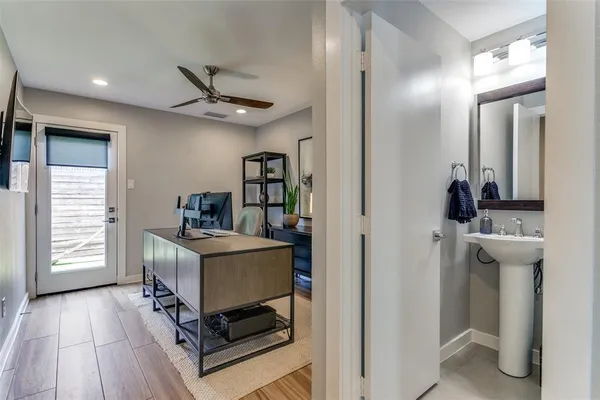 $3,600 | 1925 California Drive, Unit 3, Dallas, TX 75204