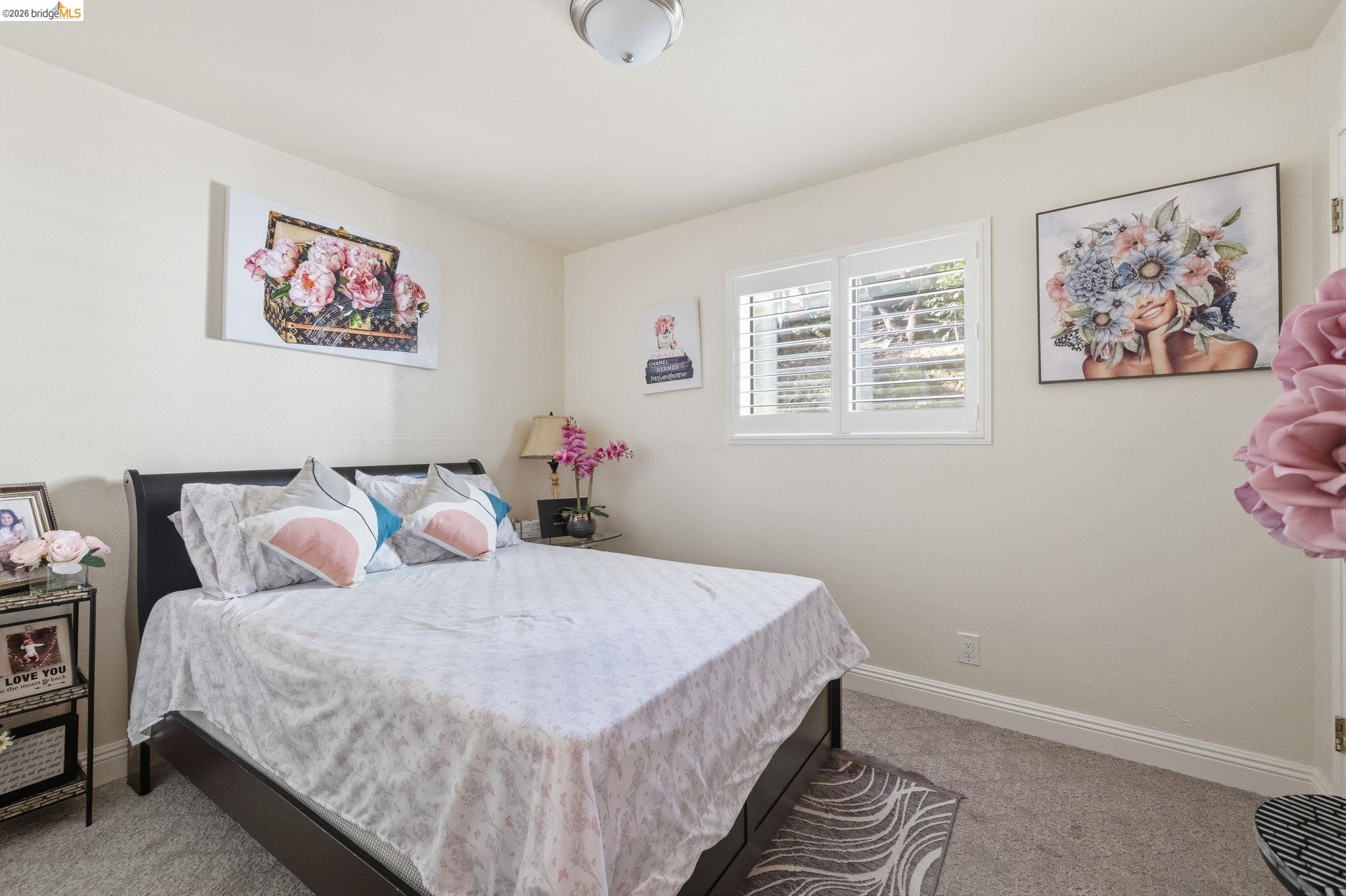 21999 Fallview Drive Sonora, CA 95370 - Photo 19 of 36 Bedroom featuring light colored carpet and baseboards