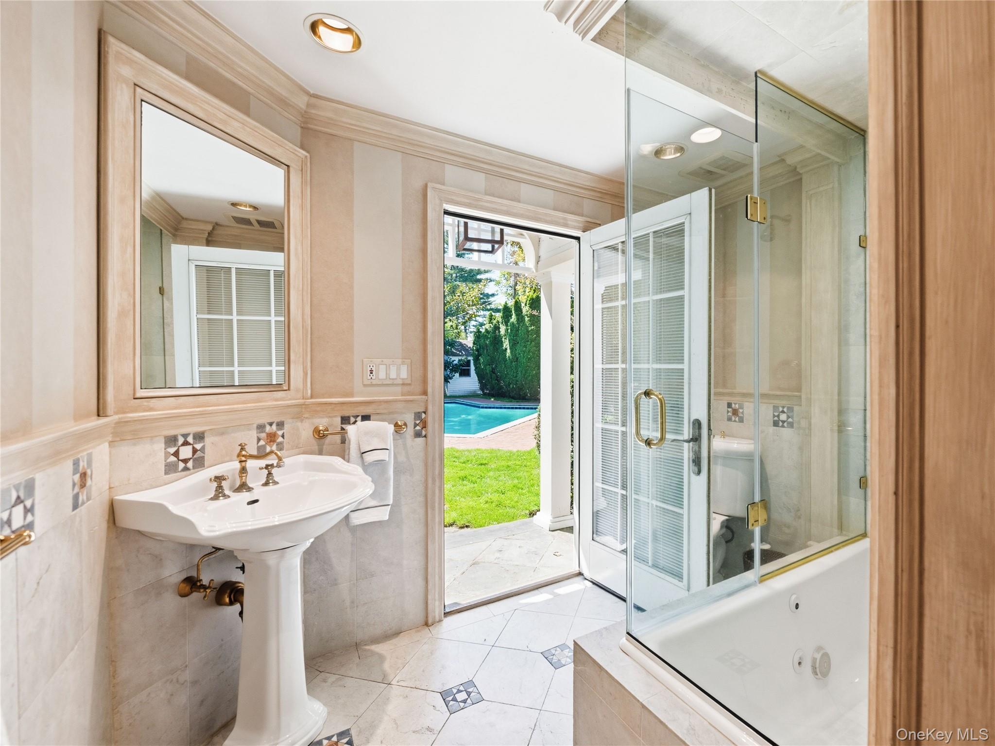 2 Aspen Place Great Neck, NY 11021 - Photo 26 of 48 Full Hall Bath with Pool Access (Cabana Bath)