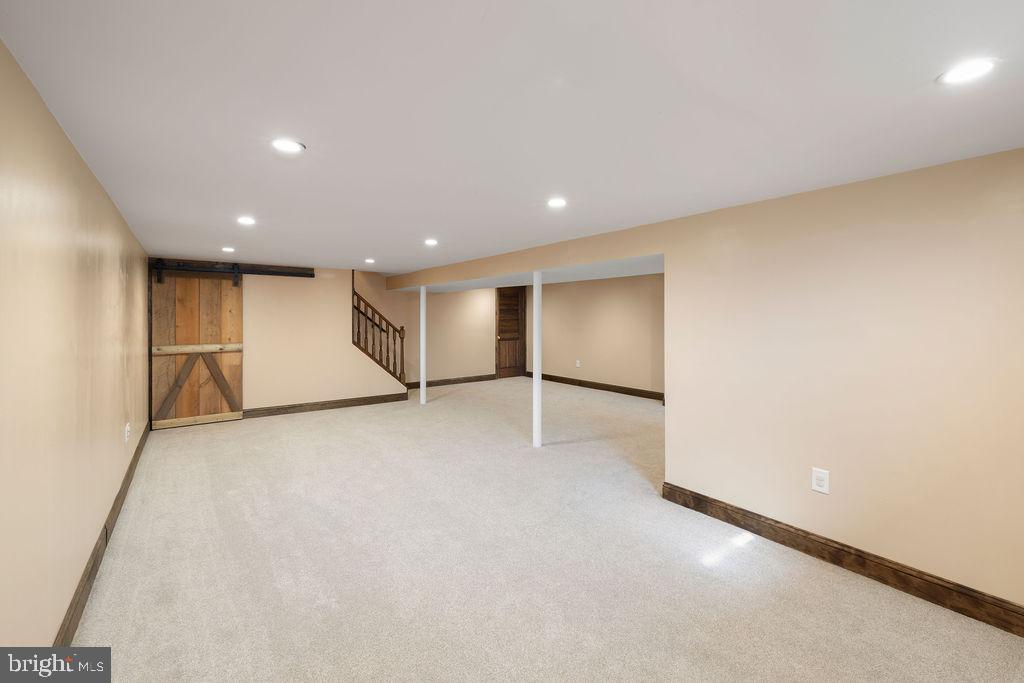 1098 Bon-Ox Road Gettysburg, PA 17325 - Photo 28 of 41 Custom barn door to cover storage area!