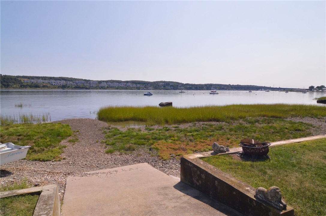 1337 Anthony Road Portsmouth, RI 02871 - Photo 16 of 17