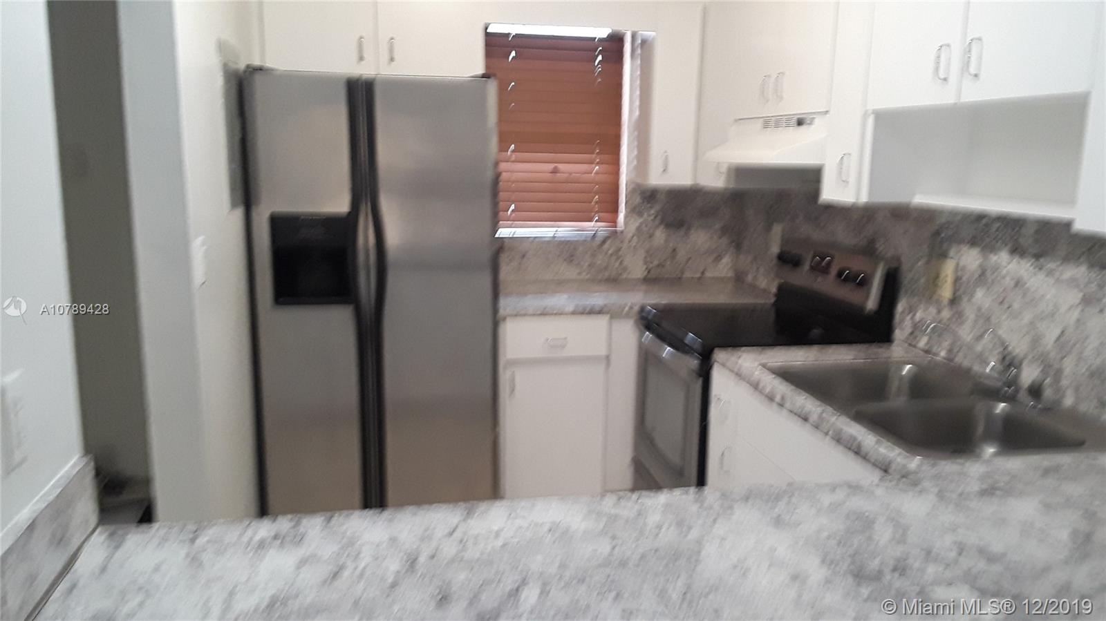 2319 West 60th Street, Unit D212 Hialeah, FL 33016 - Photo 3 of 10