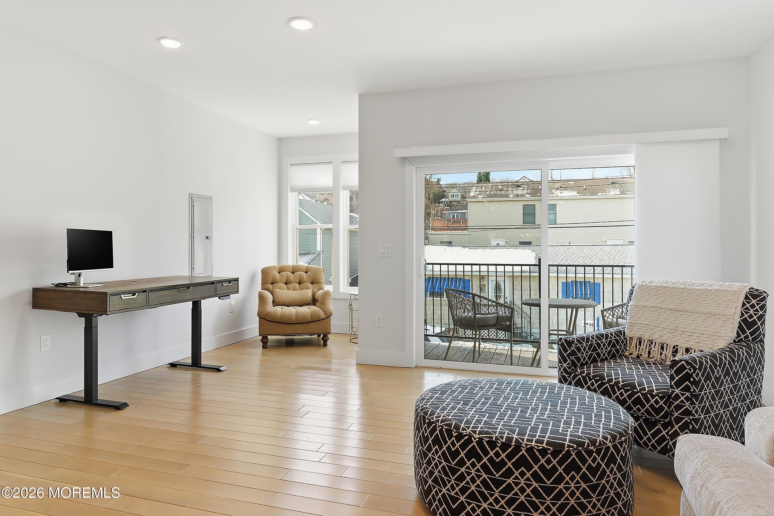 28 2nd Street Highlands, NJ 07732 - Photo 15 of 56 18-Living 1C