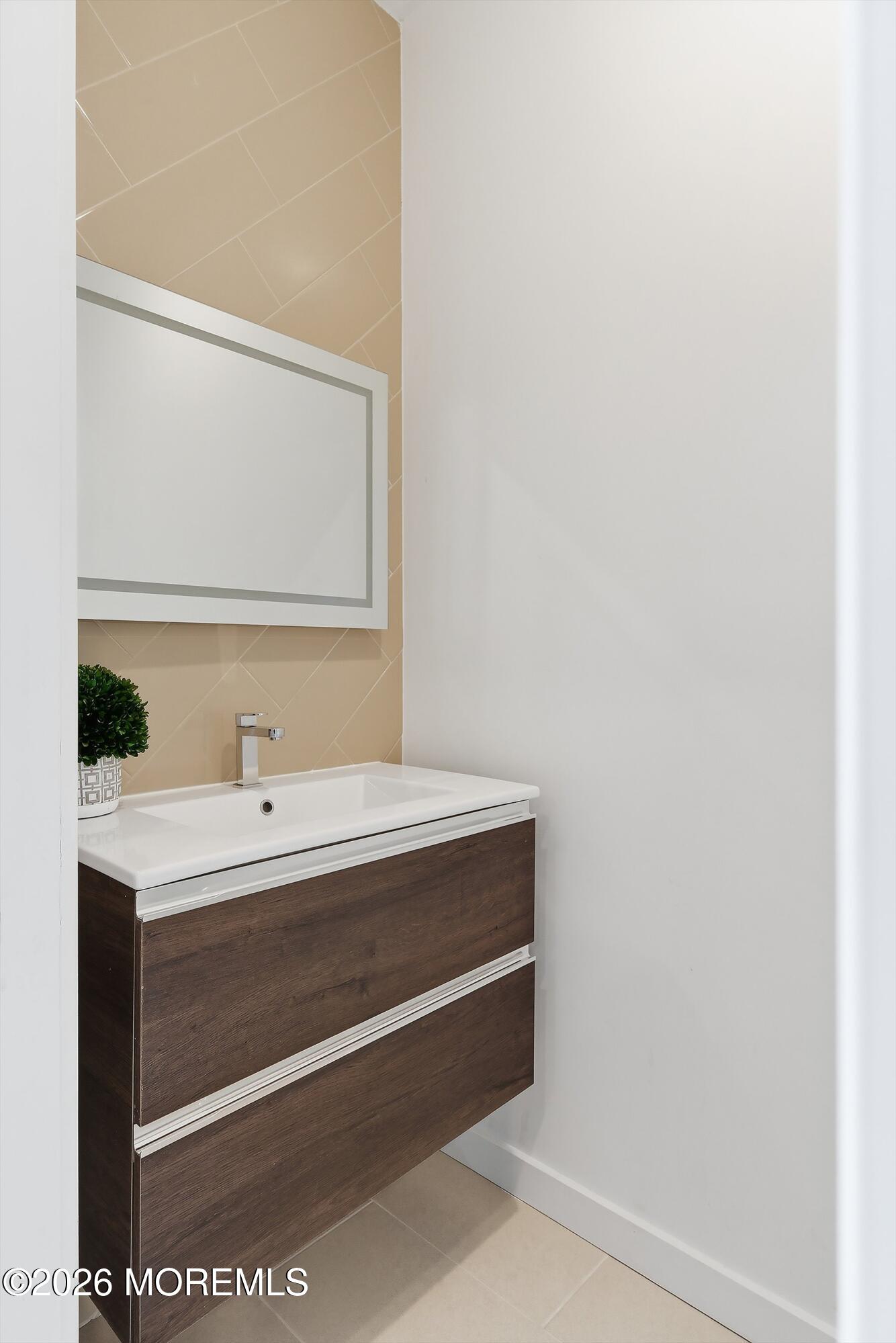 28 2nd Street Highlands, NJ 07732 - Photo 17 of 56 20-Bath 1