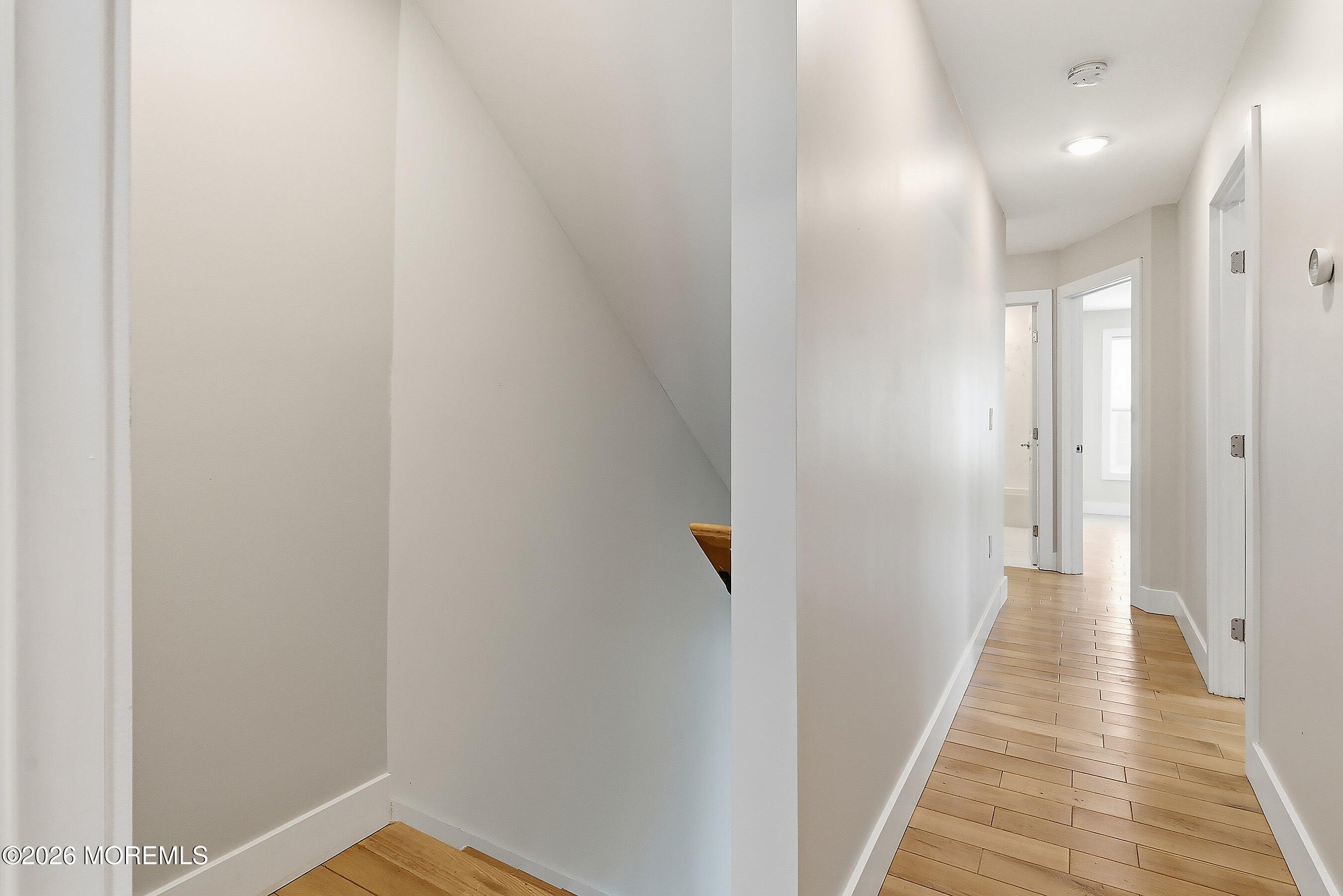 28 2nd Street Highlands, NJ 07732 - Photo 20 of 56 23-Landing