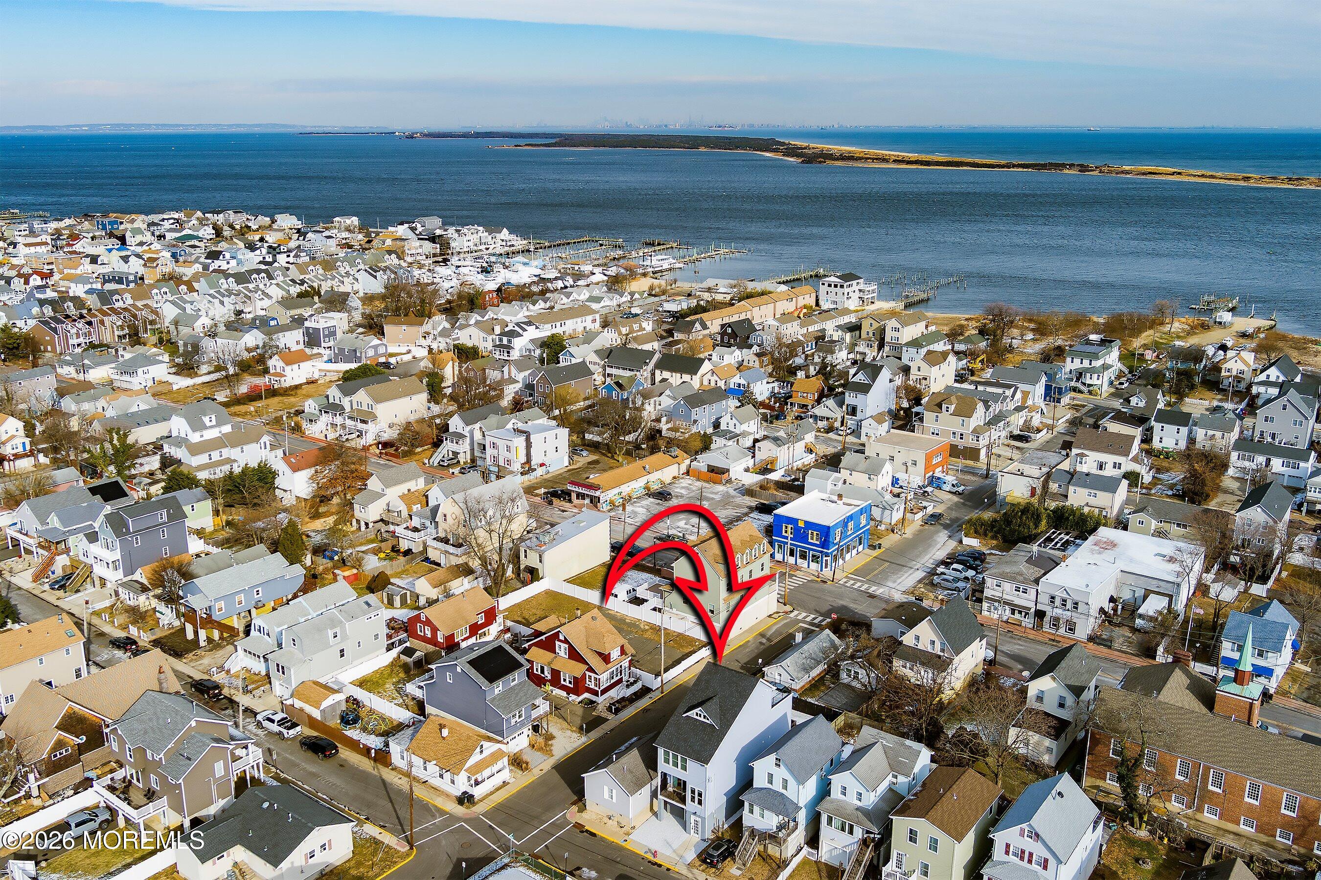 28 2nd Street Highlands, NJ 07732 - Photo 2 of 56 02-Front Right 1 with Arrow