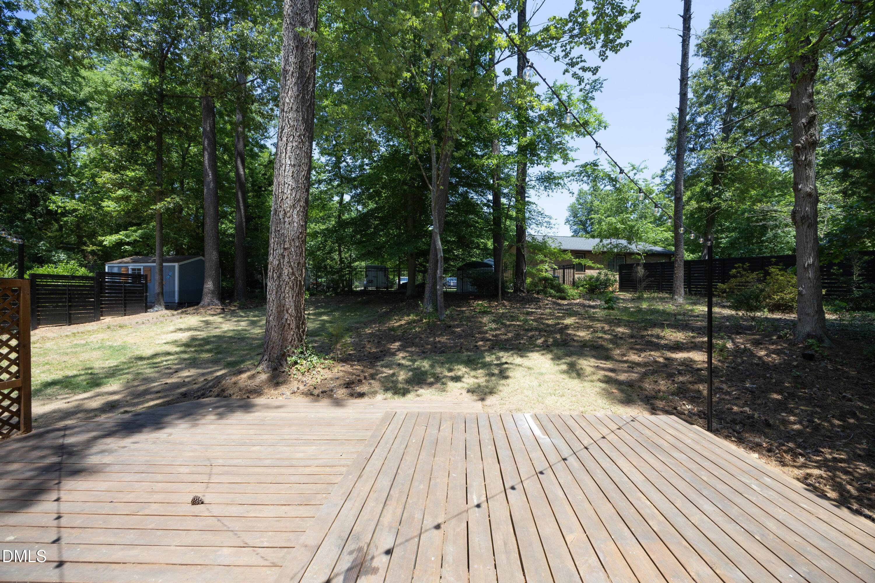 1122 Shadyside Drive Raleigh, NC 27612 - Photo 42 of 48 33Deck