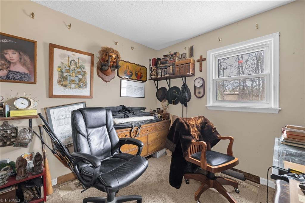 607 West Academy Street Randleman, NC 27317 - Photo 20 of 33