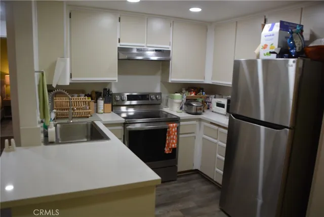 $850,000 | 94 Alicante Aisle, Unit 133, Irvine, CA 92614