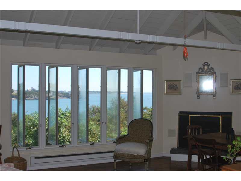 201 Beavertail Road Jamestown, RI 02835 - Photo 12 of 19 Living Room.