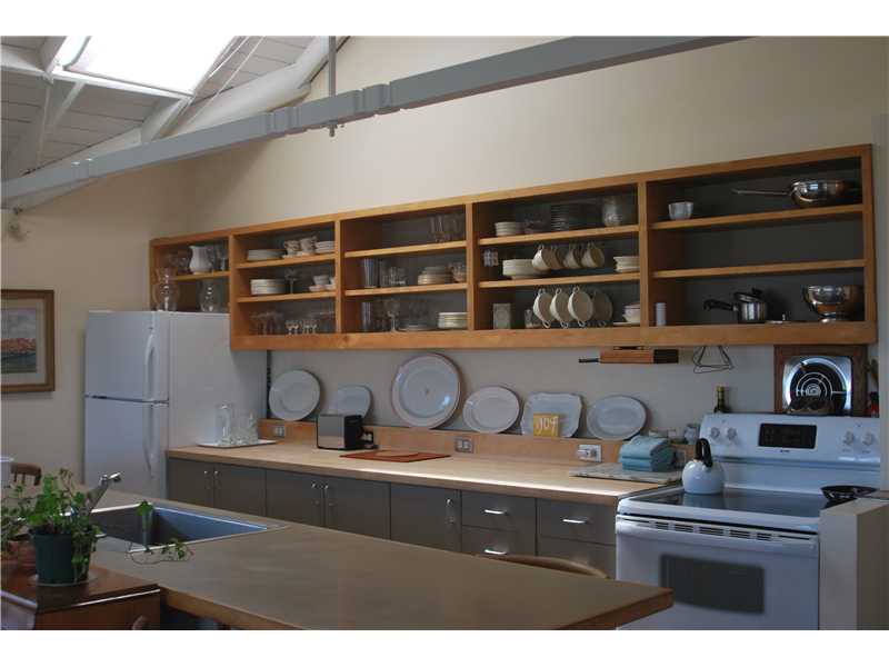 201 Beavertail Road Jamestown, RI 02835 - Photo 13 of 19 Kitchen.