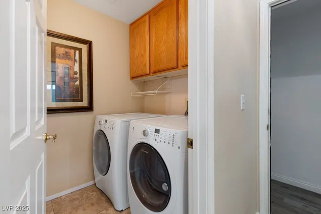 $2,200 | 9570 Teton Vista Avenue, Las Vegas, NV 89117