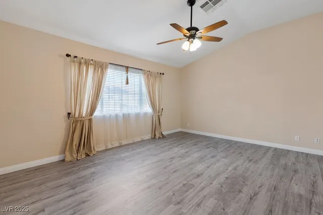 $2,200 | 9570 Teton Vista Avenue, Las Vegas, NV 89117