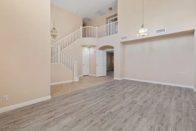 $2,200 | 9570 Teton Vista Avenue, Las Vegas, NV 89117