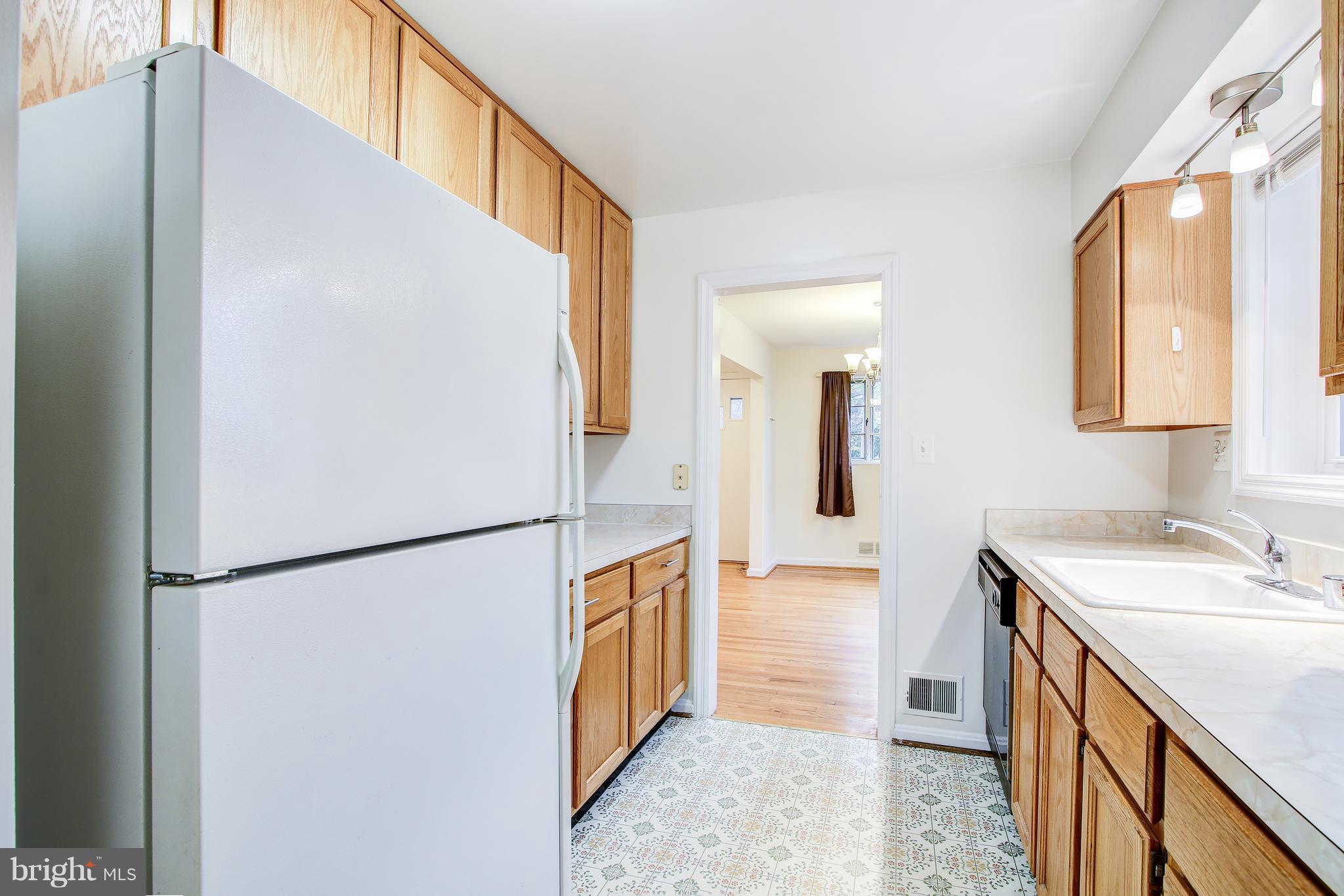 2420 Homestead Drive Silver Spring, MD 20902 - Photo 14 of 31 Gallery Image 14