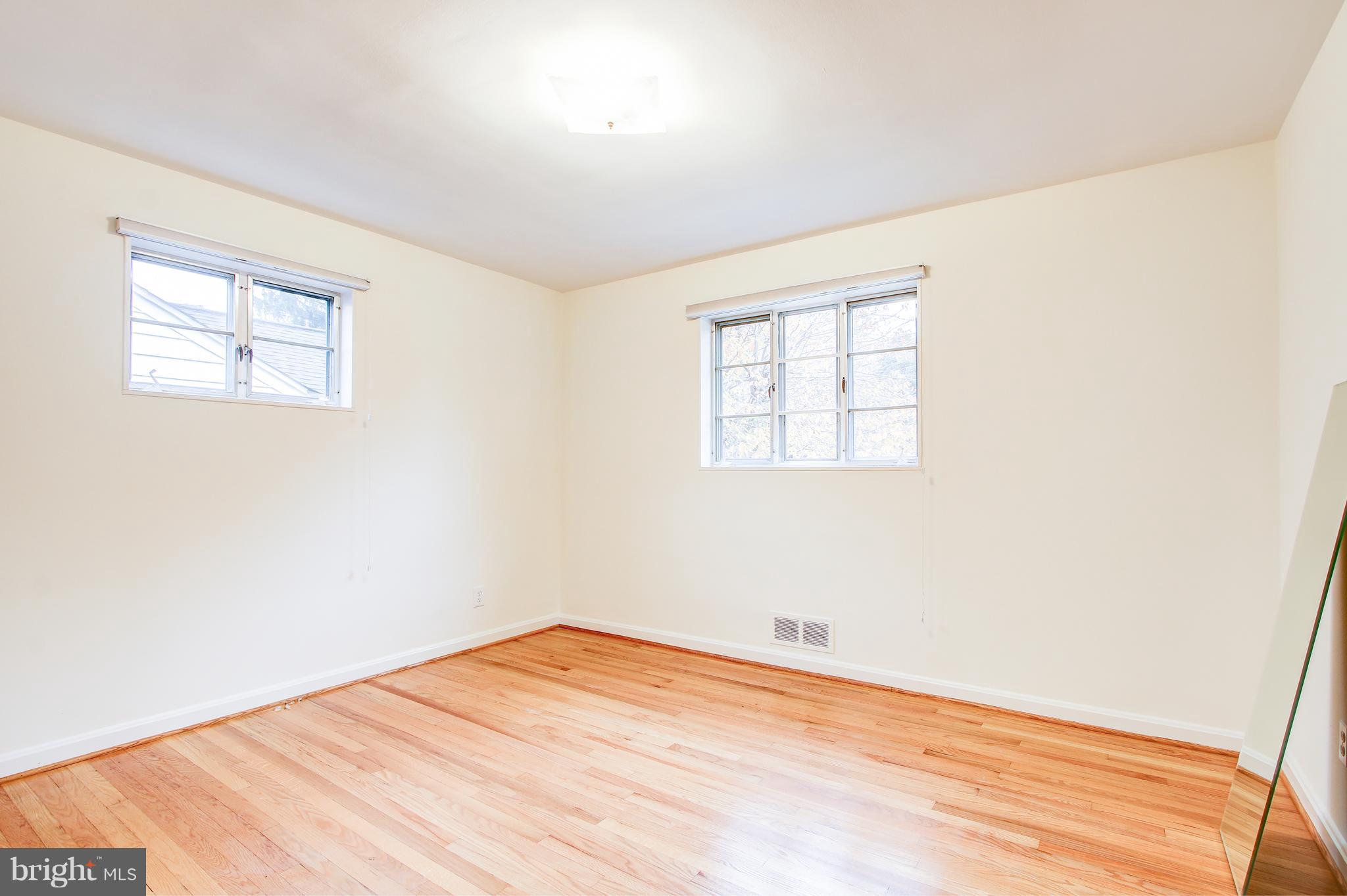 2420 Homestead Drive Silver Spring, MD 20902 - Photo 20 of 31 Master bedroom
