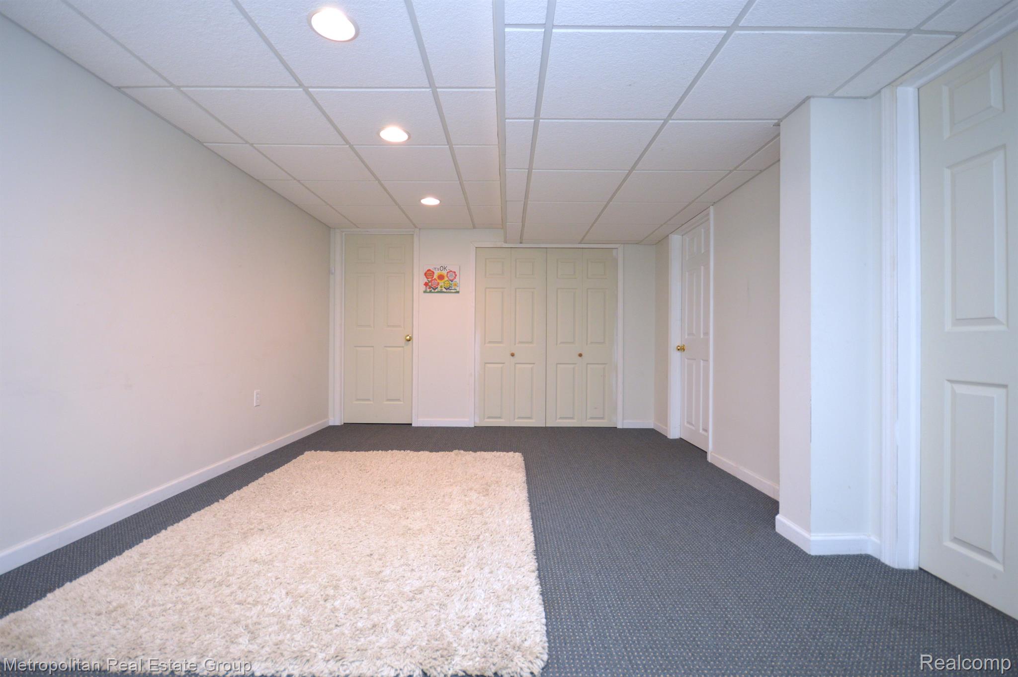 2405 Keith Road West Bloomfield, MI 48324 - Photo 25 of 43 Gallery Image 25