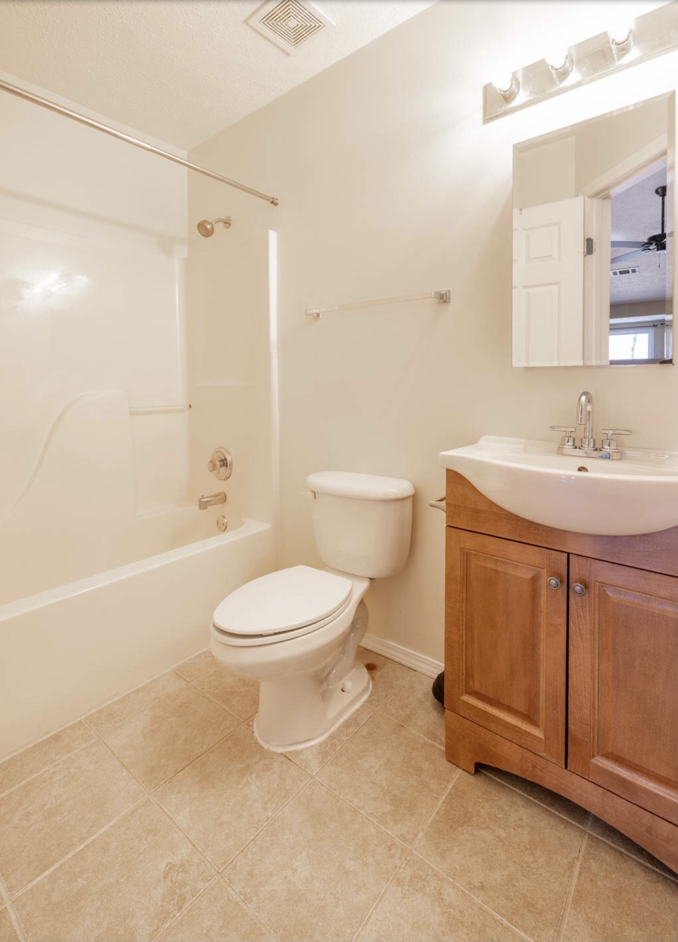 2341 Benay Road Nashville, TN 37214 - Photo 13 of 29