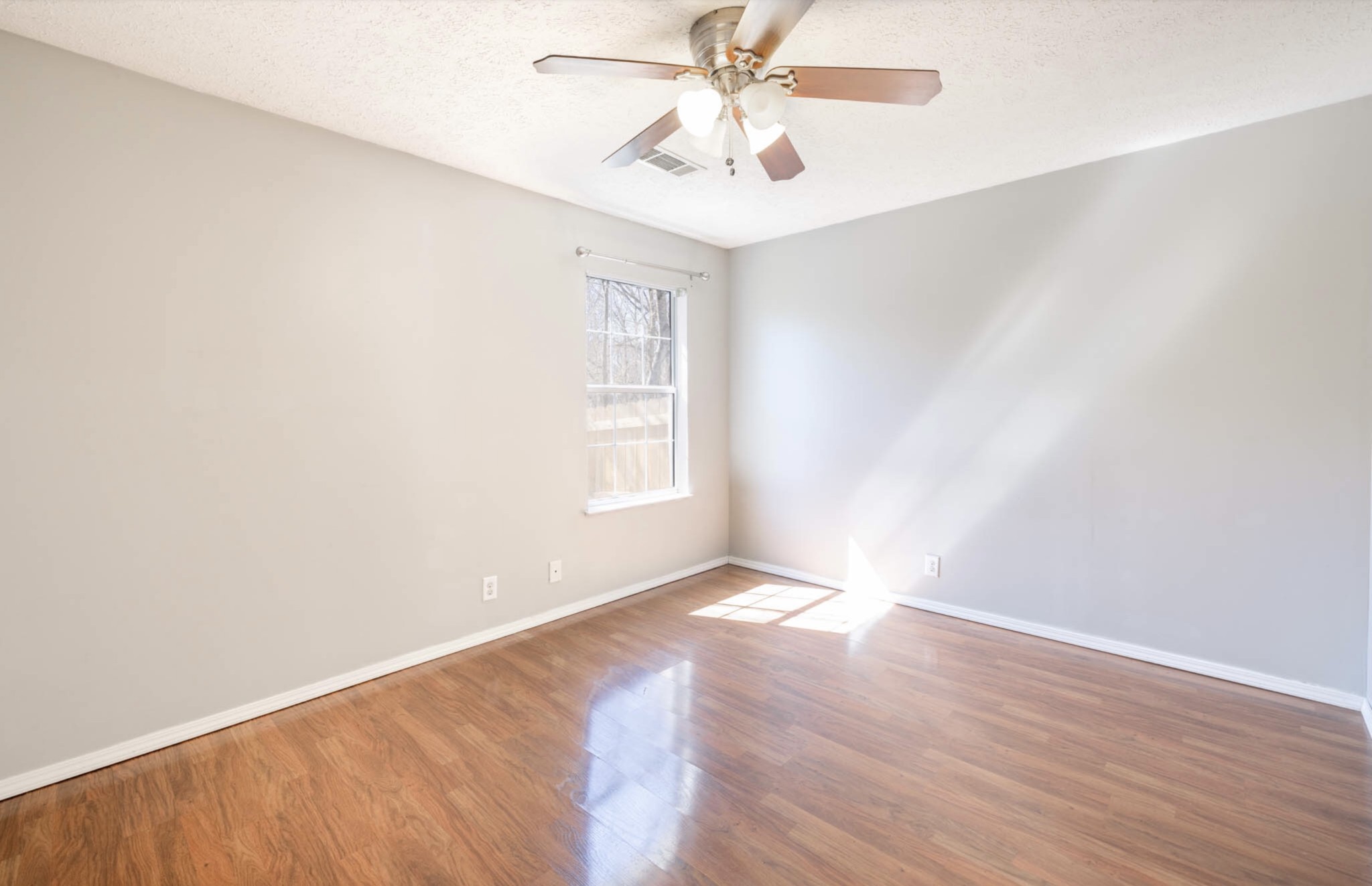 2341 Benay Road Nashville, TN 37214 - Photo 15 of 29