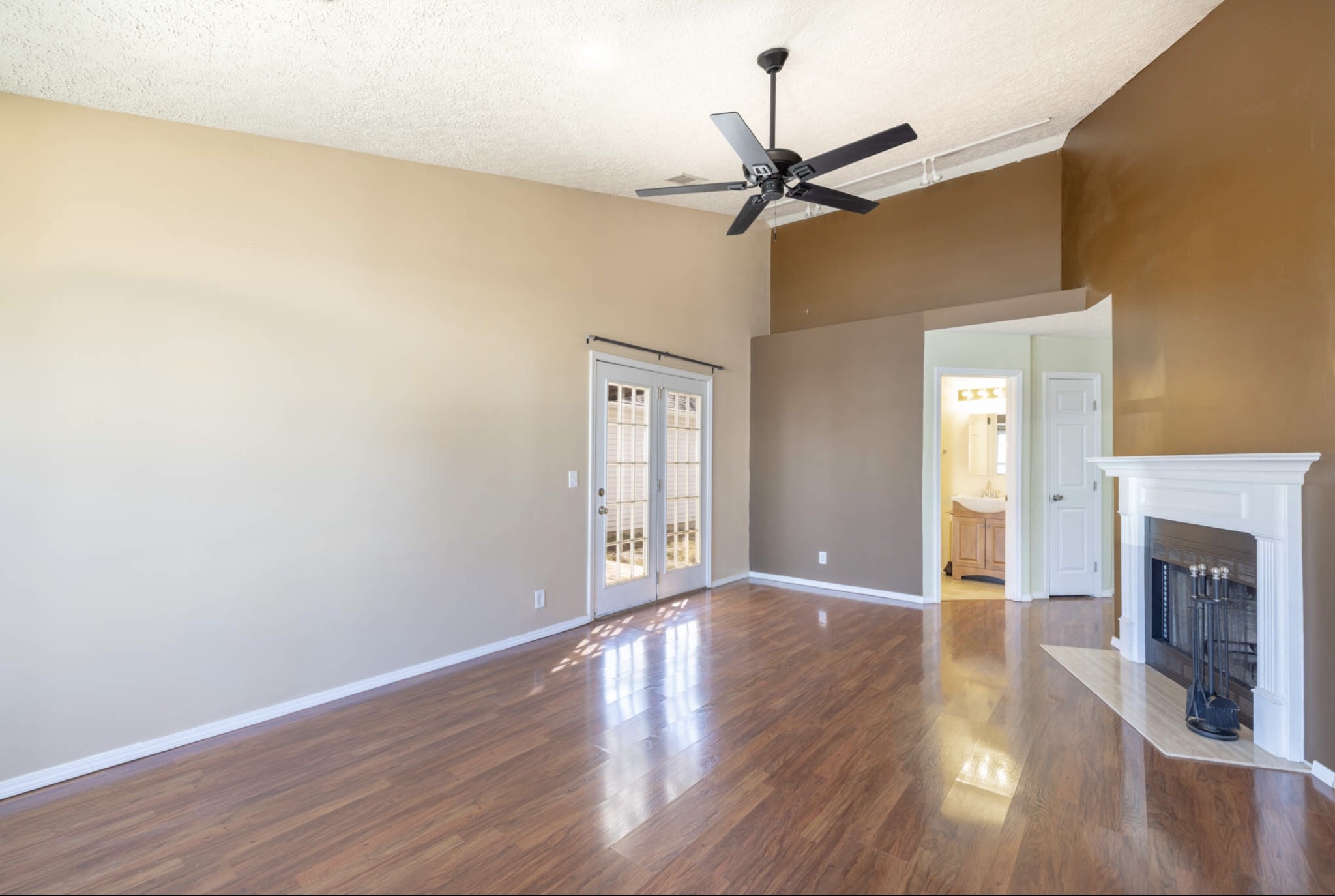 2341 Benay Road Nashville, TN 37214 - Photo 5 of 29