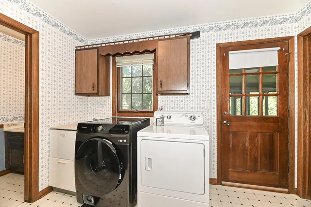 $595,000 | 8866 Greenmeadow Lane, Greendale, WI 53129