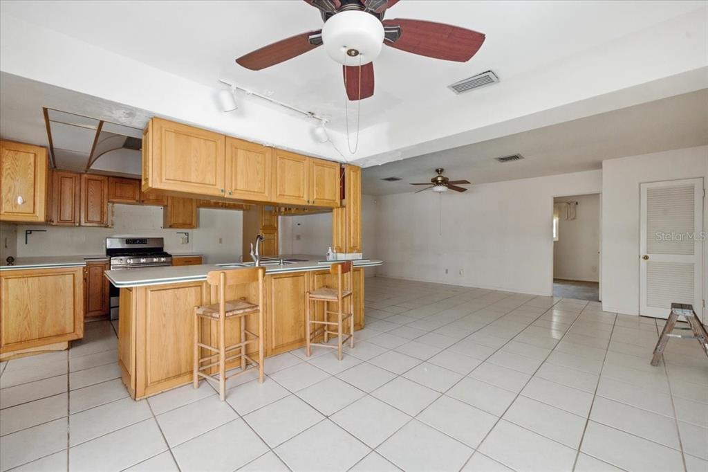 1680 Fox Road Clearwater, FL 33764 - Photo 38 of 72