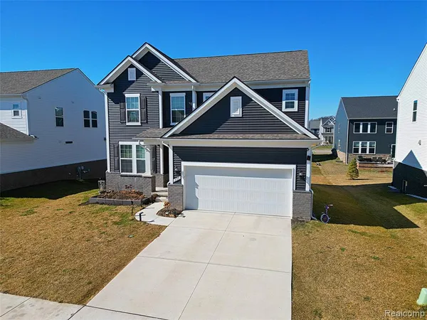 $539,900 | 795 Ford Mill Drive, Saline, MI 48176