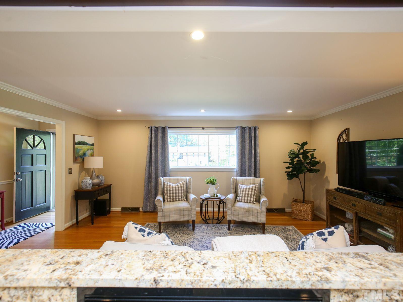 908 Temple Street Raleigh, NC 27609 - Photo 12 of 44 Gallery Image 12