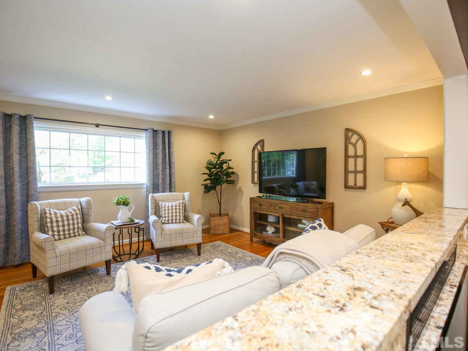 908 Temple Street Raleigh, NC 27609 - Photo 13 of 44 Gallery Image 13