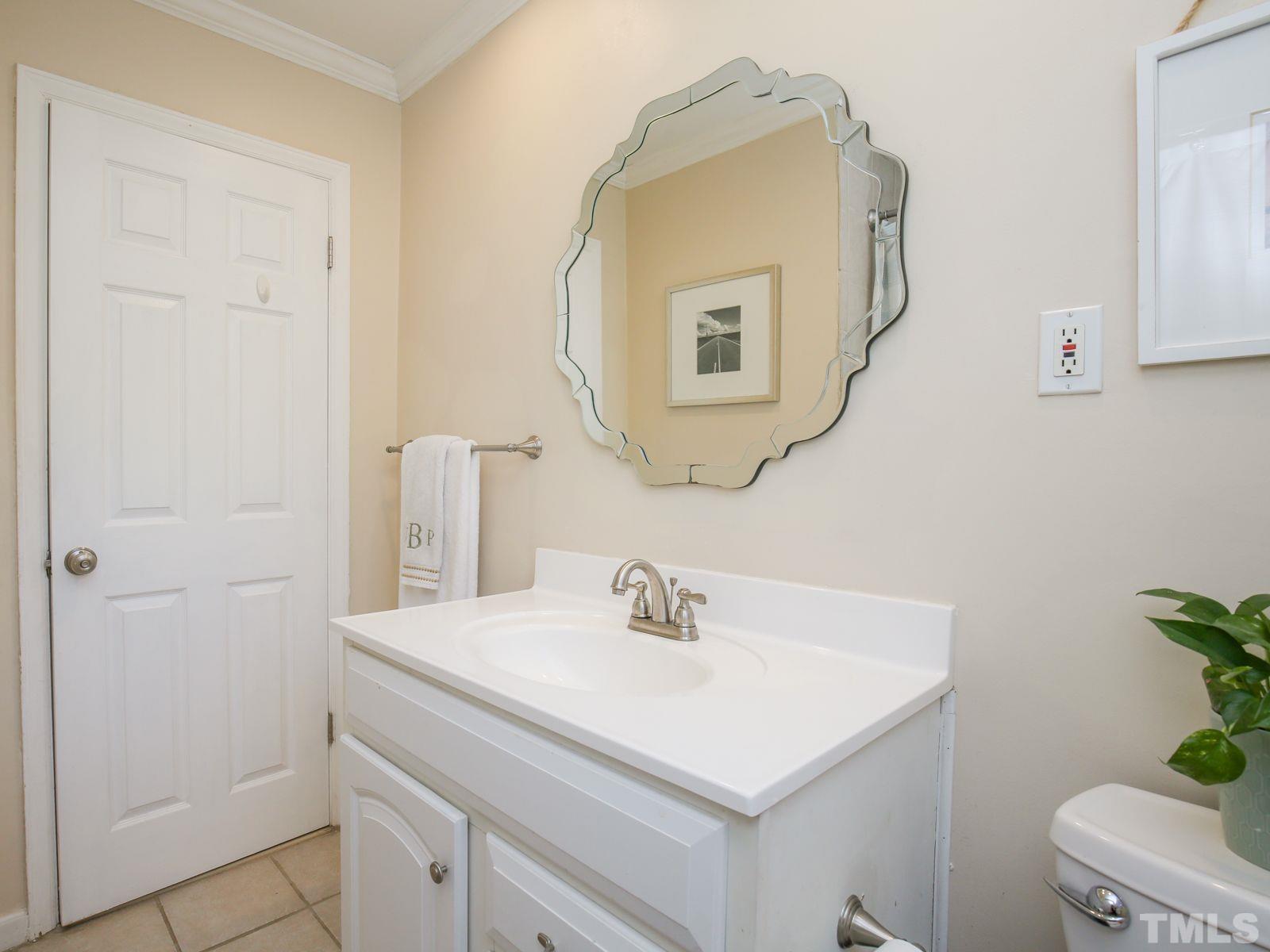 908 Temple Street Raleigh, NC 27609 - Photo 19 of 44 Gallery Image 19