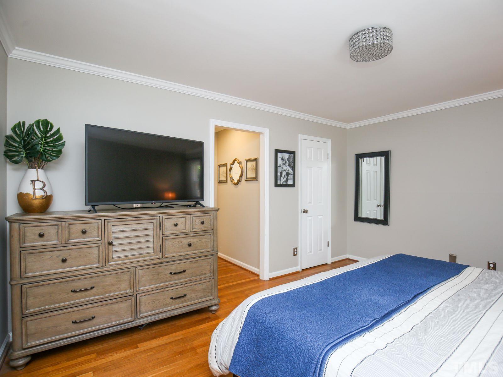 908 Temple Street Raleigh, NC 27609 - Photo 25 of 44 Gallery Image 25