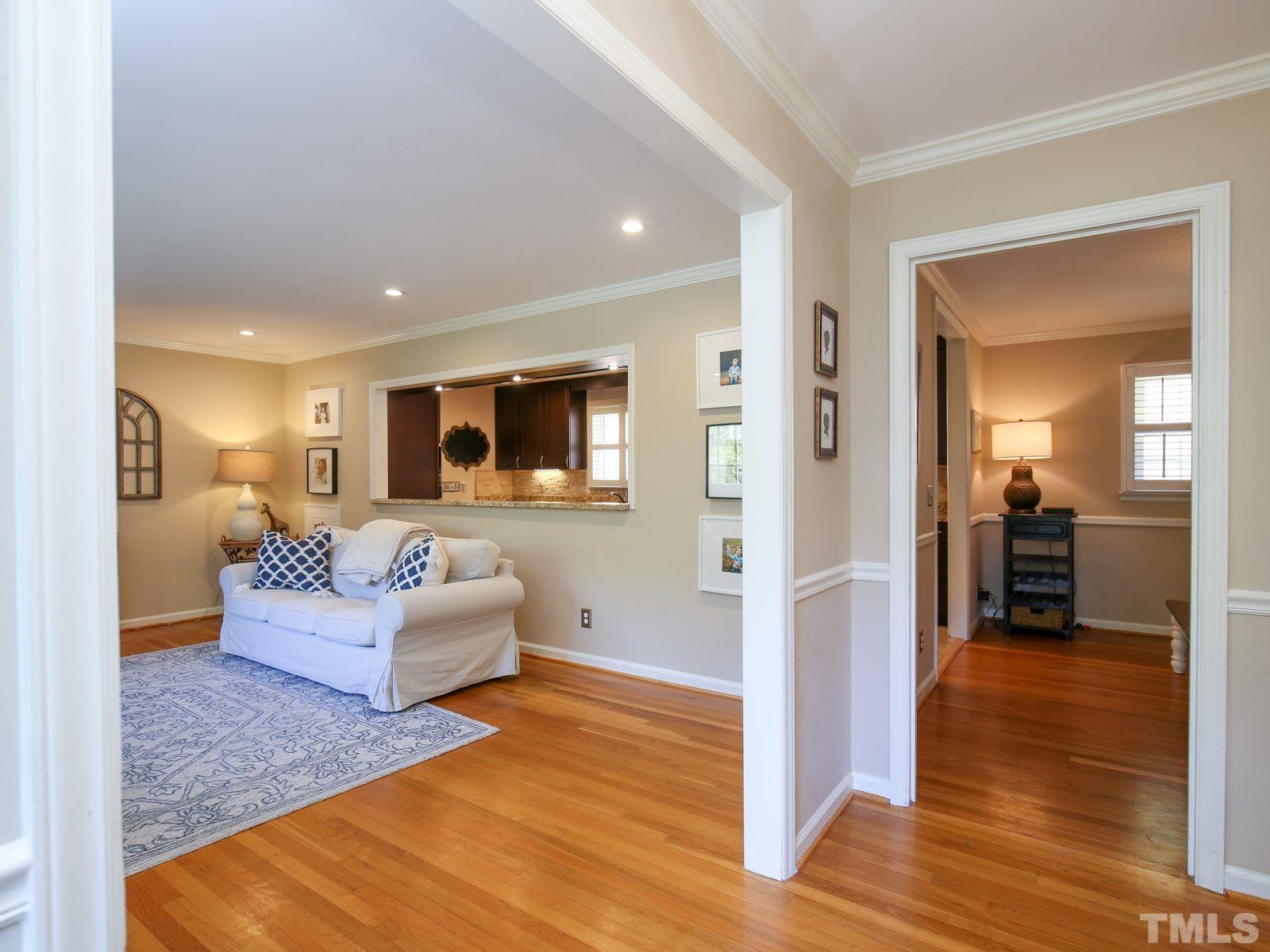 908 Temple Street Raleigh, NC 27609 - Photo 3 of 44 Gallery Image 3
