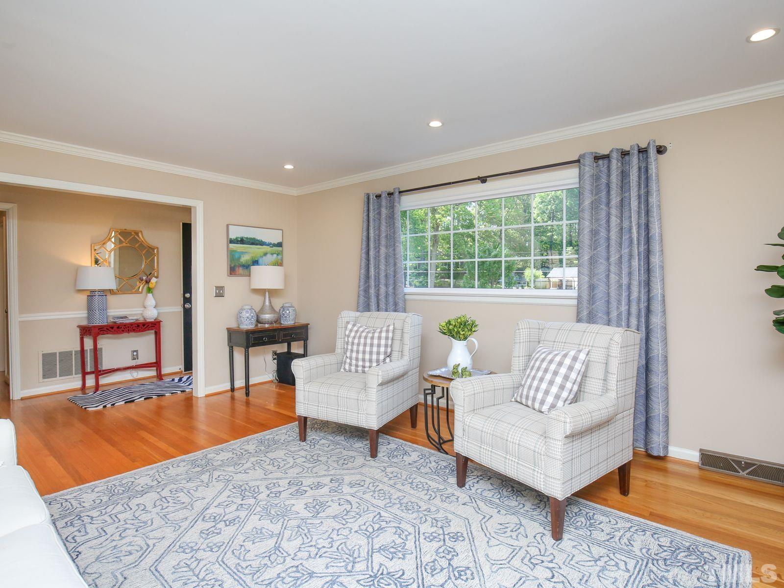 908 Temple Street Raleigh, NC 27609 - Photo 5 of 44 Gallery Image 5