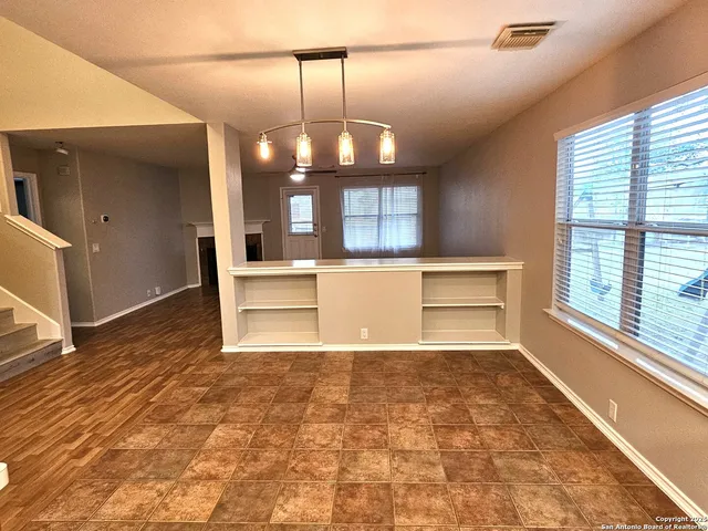 $2,000 | 1715 Mountain Brook, Schertz, TX 78154