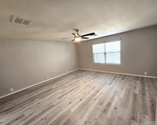 $2,000 | 1715 Mountain Brook, Schertz, TX 78154