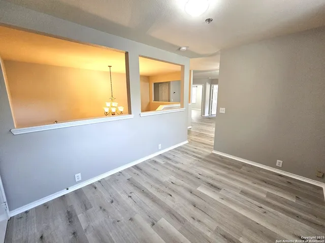 $2,000 | 1715 Mountain Brook, Schertz, TX 78154