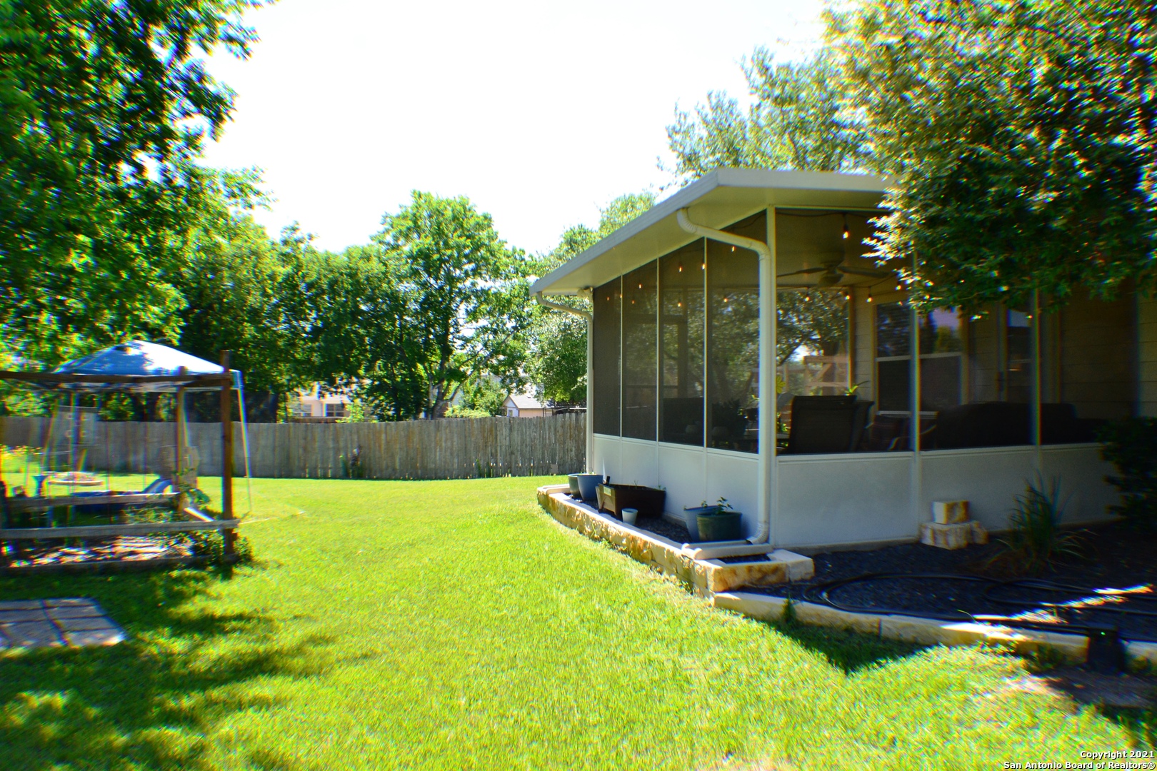 1715 Mountain Brook Schertz, TX 78154 - Photo 41 of 44 a garden view with a seating space
