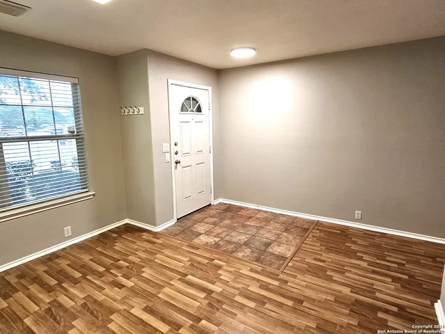 $2,000 | 1715 Mountain Brook, Schertz, TX 78154