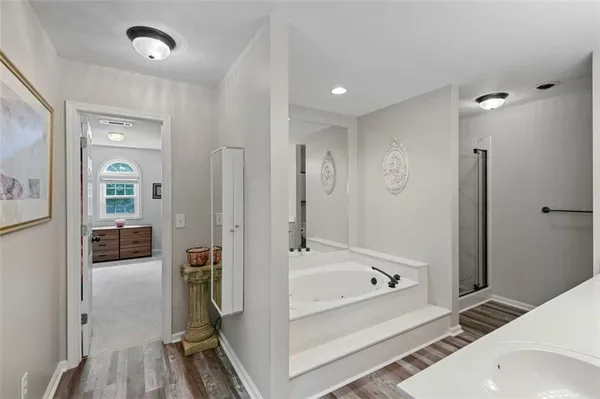 a view of a workspace with furniture