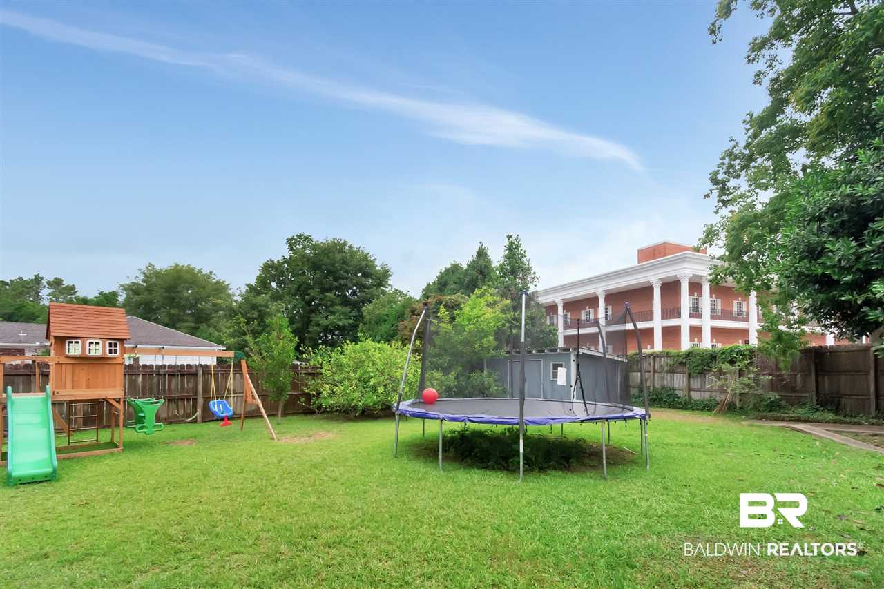 1217 Edinburgh Court Mobile, AL 36609 - Photo 36 of 43