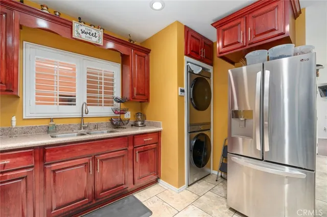 $1,120,000 | 10240 Atlantic Avenue, South Gate, CA 90280