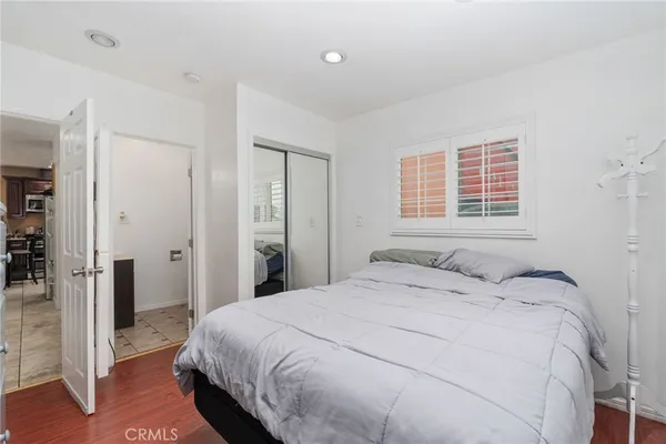 $1,000,000 | 10240 Atlantic Avenue, South Gate, CA 90280