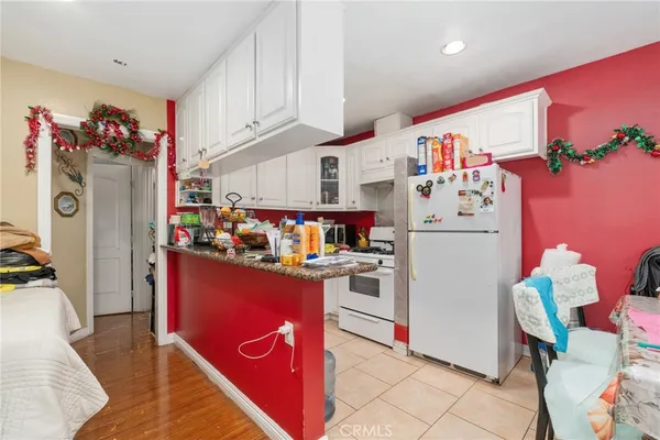 $1,000,000 | 10240 Atlantic Avenue, South Gate, CA 90280